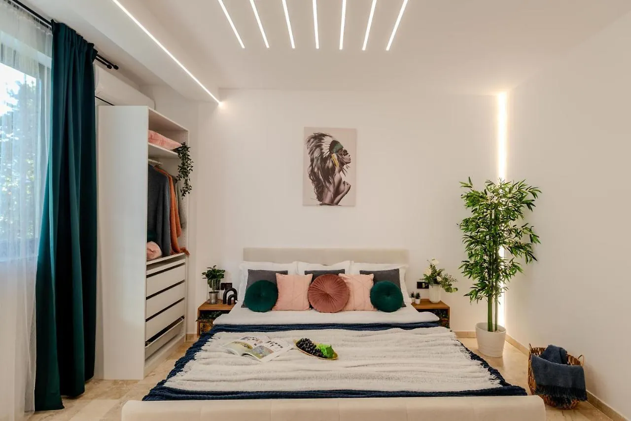 Luxury & Comfort: Smart 2Br-Apt At Unirii Square Bucareste Apartamento